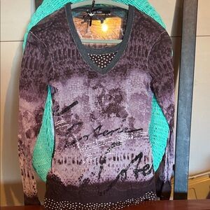 Marc aurel Purple and Black Long Sleeve V-Neck Top size 36 /Small